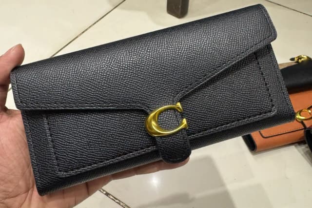 Coach Tabby Long wallet 2 in 1